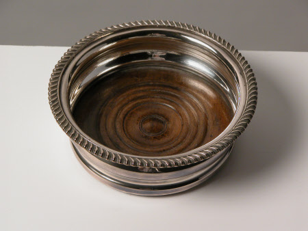 Bottle coaster