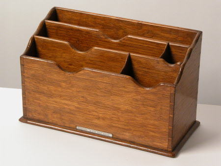Letter rack