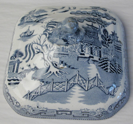 Tureen cover