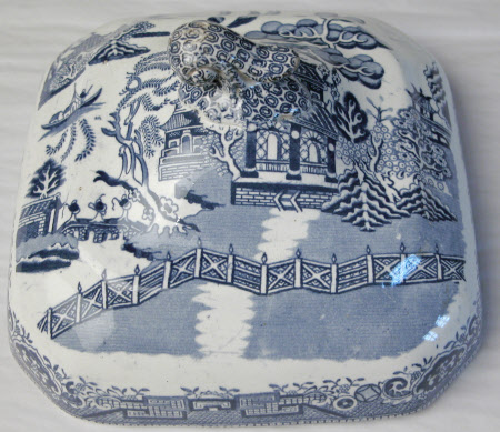 Tureen cover