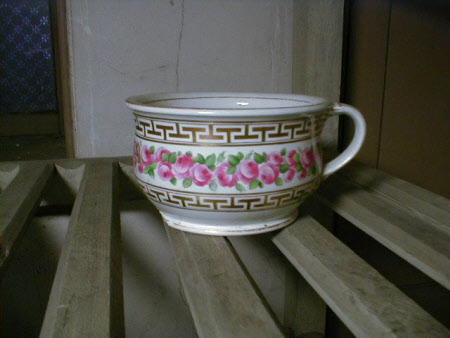 Chamber pot
