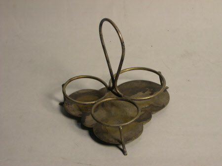 Cruet stand