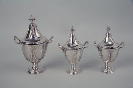 Jam pot