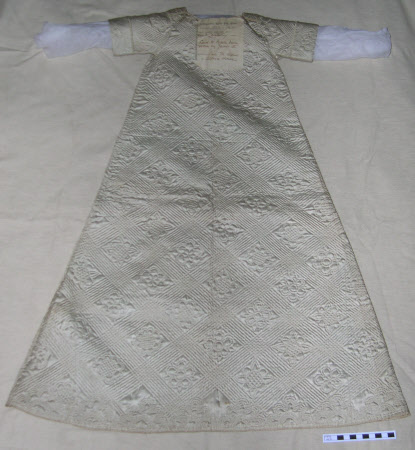 A baby's robe said to have been worn by King James II (1633–1701)