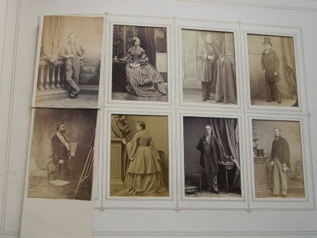 Photograph album