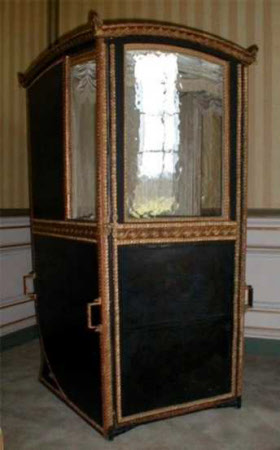 Sedan chair
