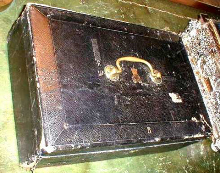 Dispatch box