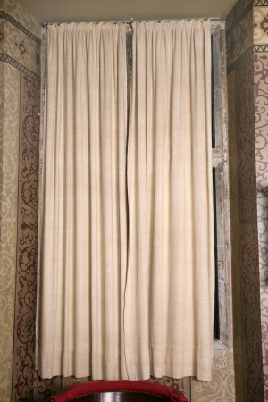 Sun curtain