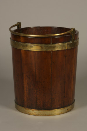 Plate bucket
