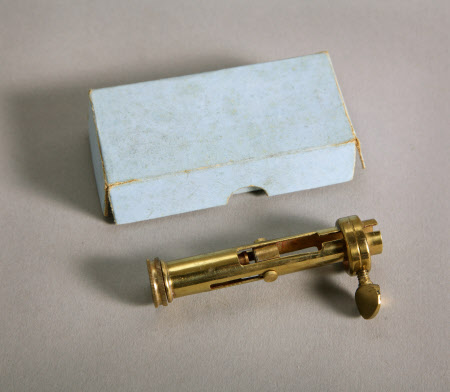 Instrument