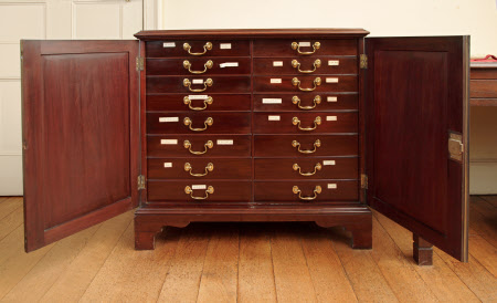 Specimen cabinet