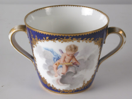 Milk cup