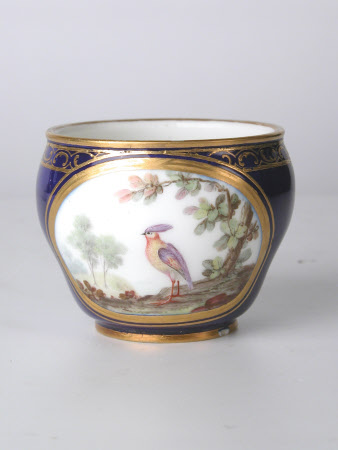 Sugar bowl