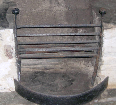 Hearth kerb