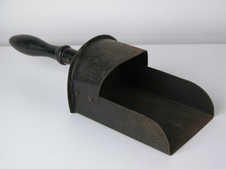 Coal scoop