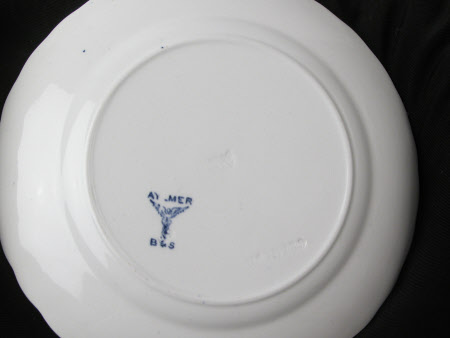 Side plate