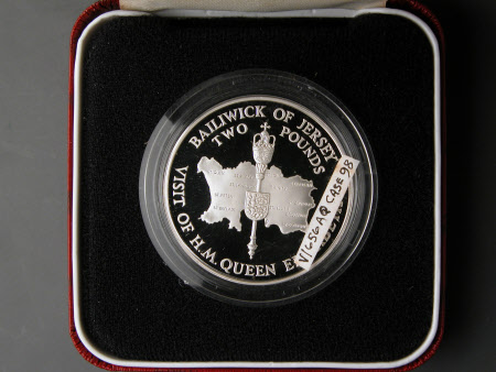 Commemorative coin