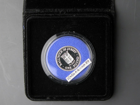 Commemorative coin