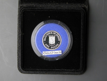 Commemorative coin