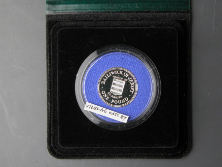Commemorative coin