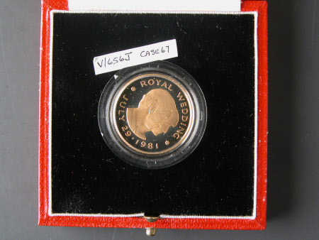Commemorative coin