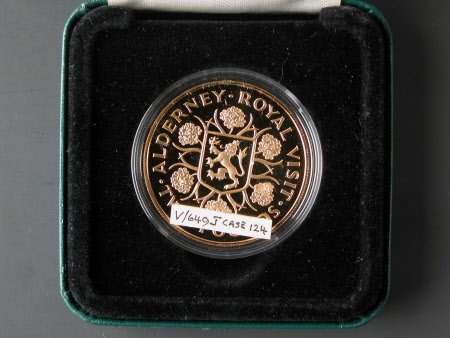 Commemorative coin