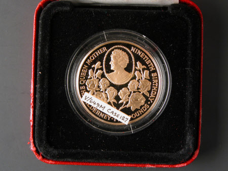 Commemorative coin