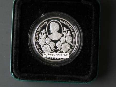 Commemorative coin