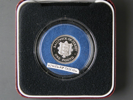 Commemorative coin