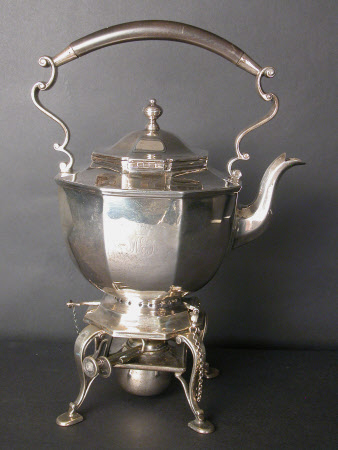 Tea kettle