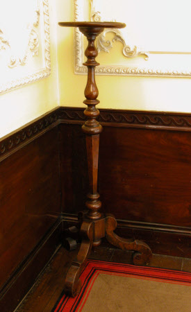 Candleholder
