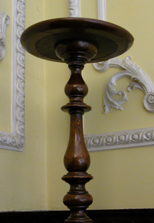 Candleholder