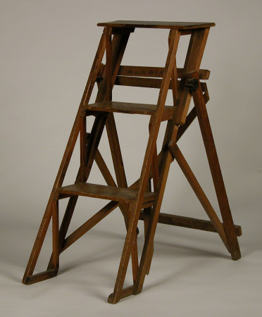 Folding steps