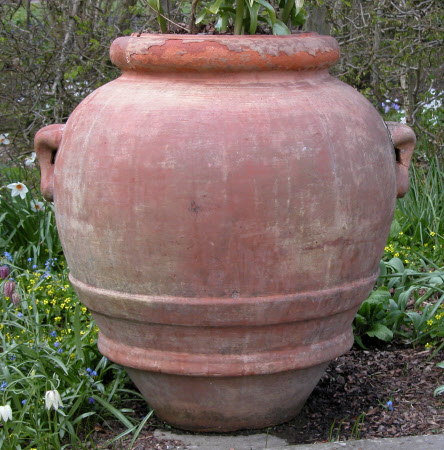 Oil jar