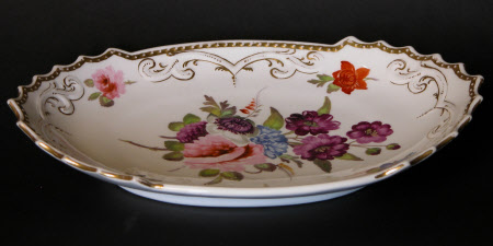Oval dish