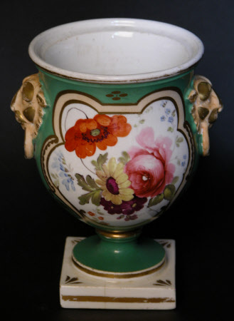 Urn