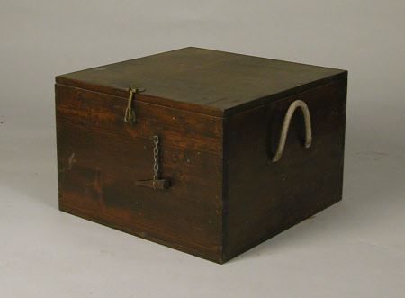 Hay box