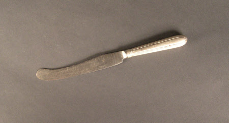 Knife