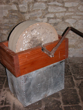 Sharpening stone