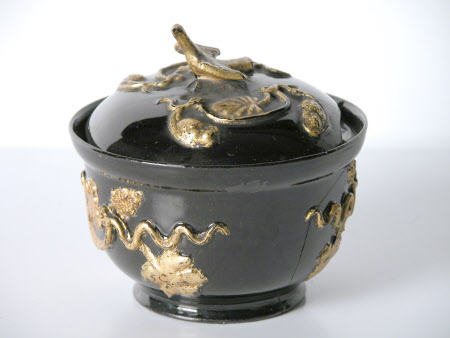 Sugar bowl