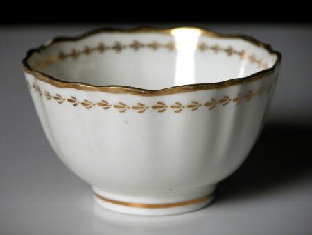 Tea bowl and saucer