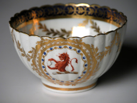 Tea bowl and saucer