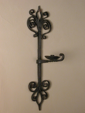 Candle sconce