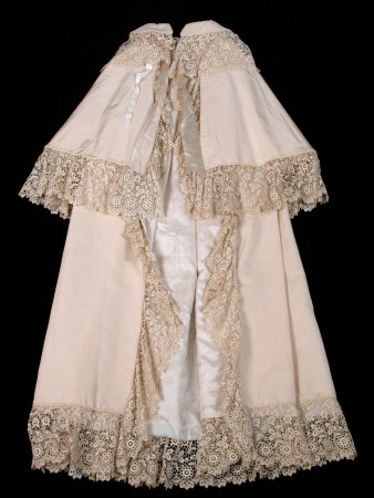 Christening mantle