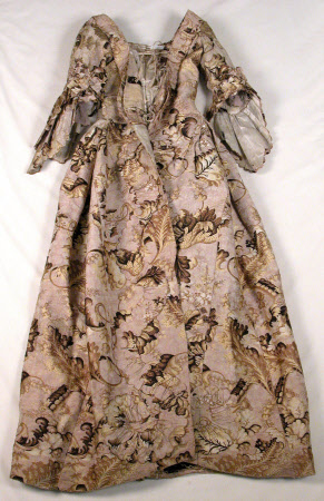 Gown 814595 | National Trust Collections