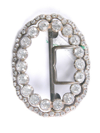Dress buckle