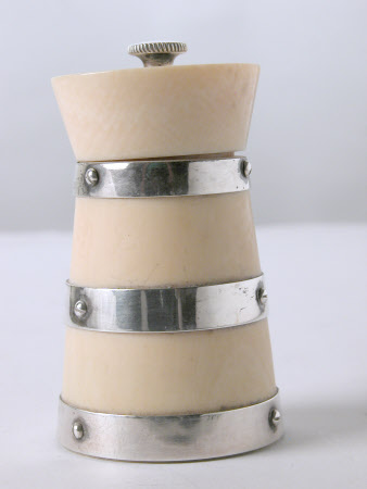 Pepper mill