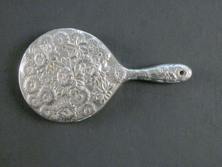 Doll's hand mirror