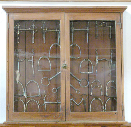 Wall cupboard