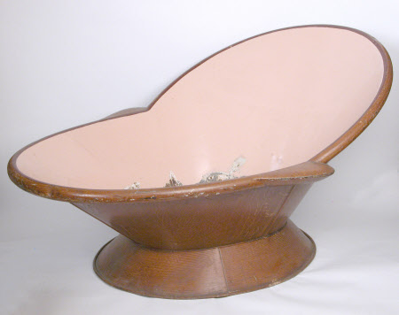 Hip bath